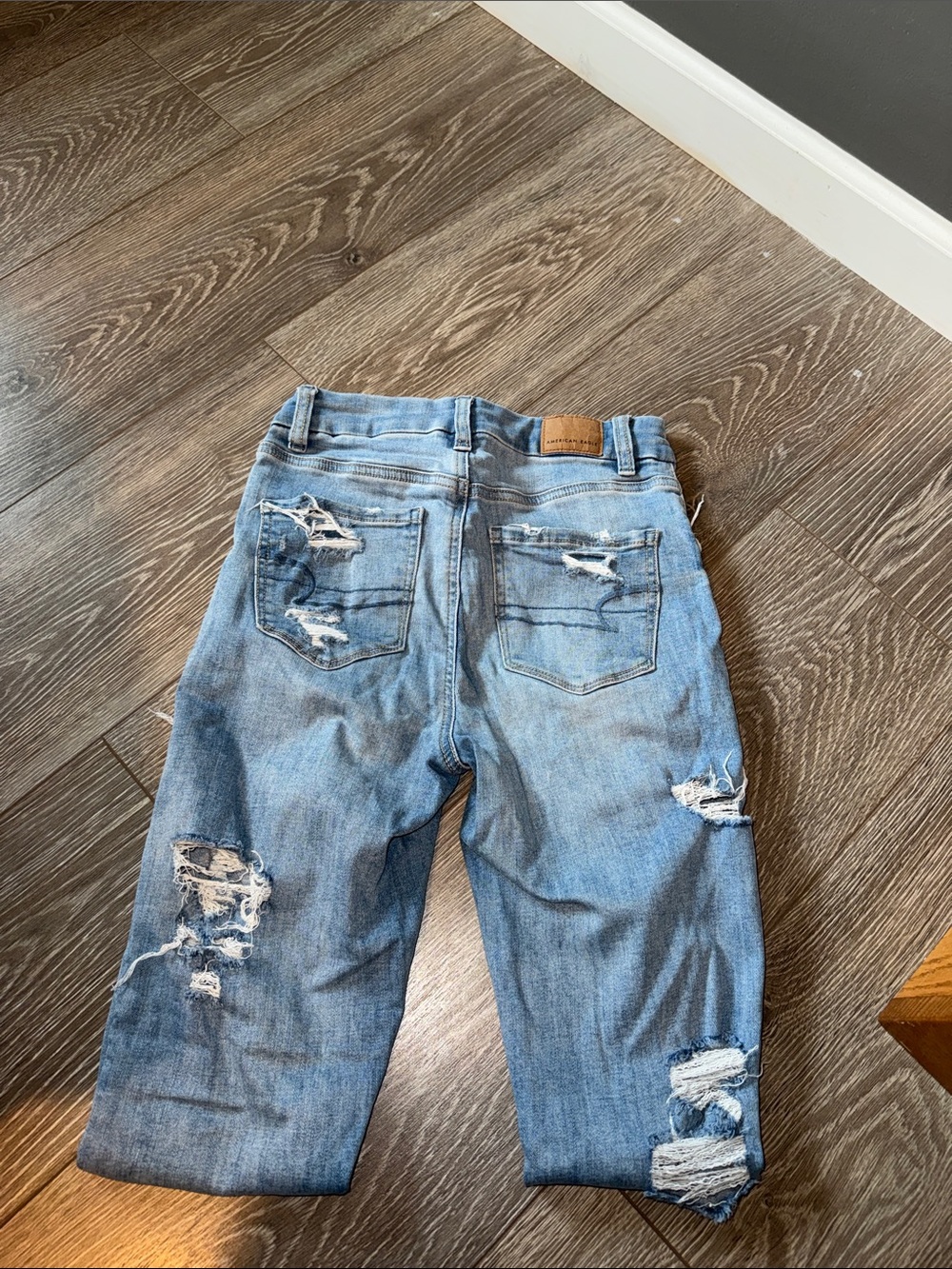 American Eagle Women’s Light Blue Distressed Denim Jeans
